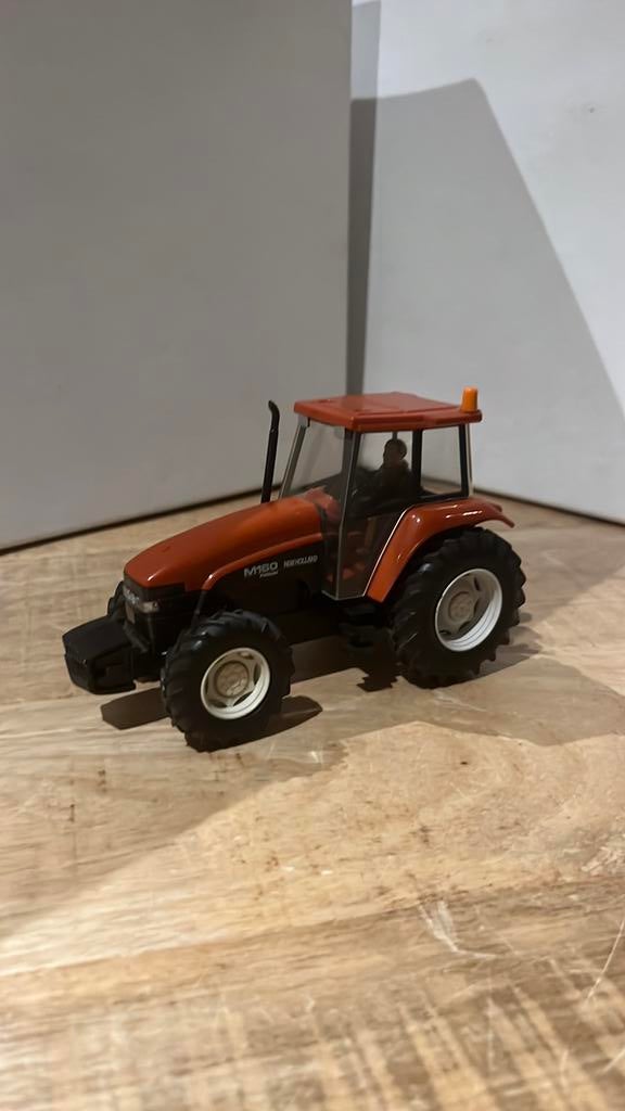 New Holland M160, Ophalen of Verzenden, Zo goed als nieuw, Tractor of Landbouw, Overige merken