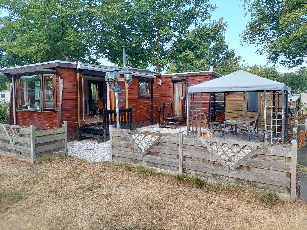 Ruim chalet op luxecamping Ter Spegelt, Eersel, Huizen en Kamers, Recreatiewoningen te koop, Noord-Brabant, Chalet, Verkoop zonder makelaar