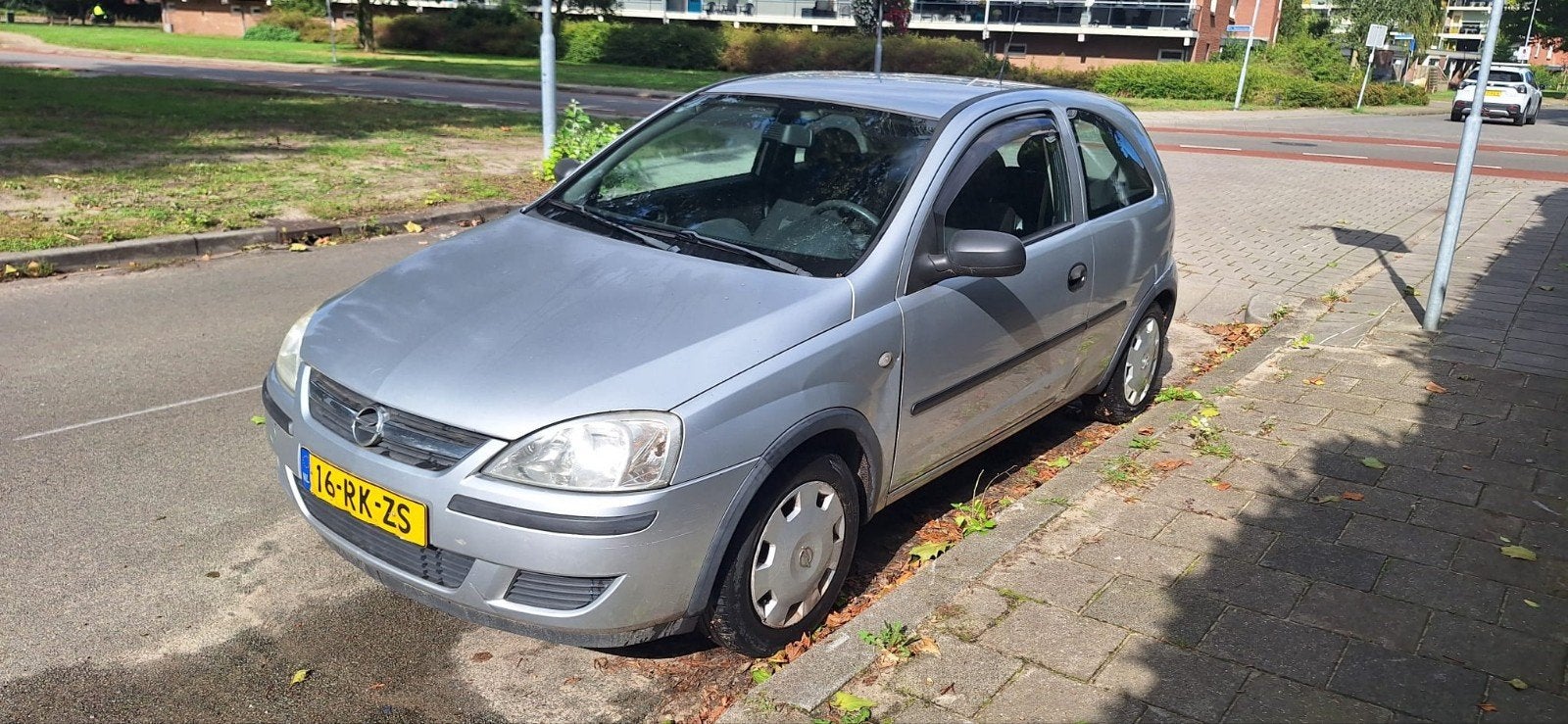 Opel Corsa 1.2 16V Twinport 3D 2005 Grijs, Ophalen