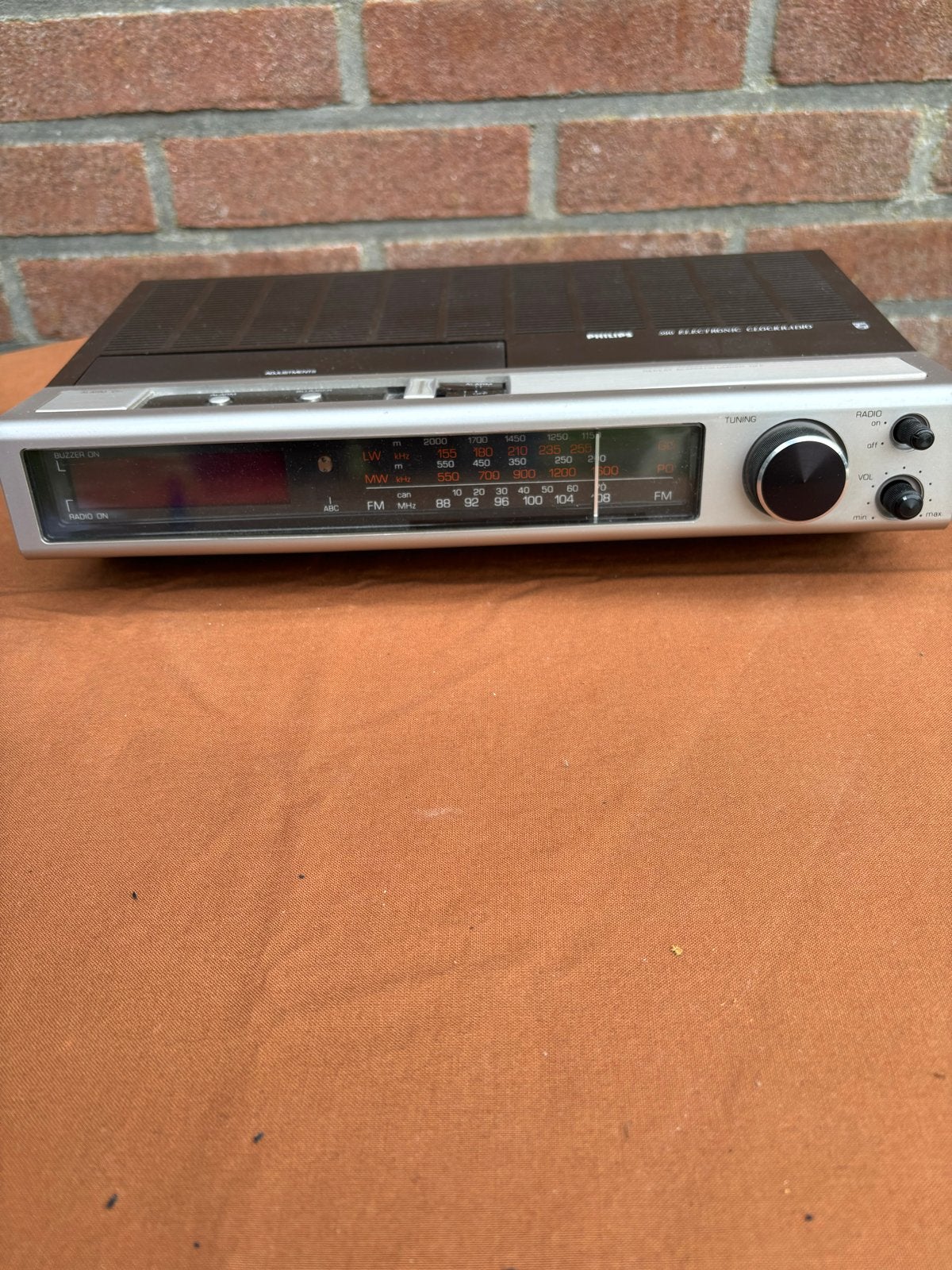 Vintage Philips Wekkerradio - Functioneel en Compleet, Ophalen of Verzenden, Gebruikt, Analoog