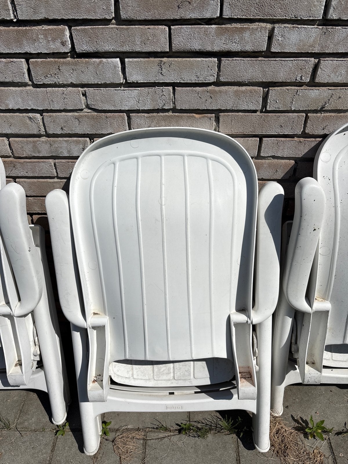 Witte kunststof tuinstoelen, inklapbaar 2x, Tuin en Terras, Tuinstoelen, Ophalen, Gebruikt, Kunststof, Inklapbaar