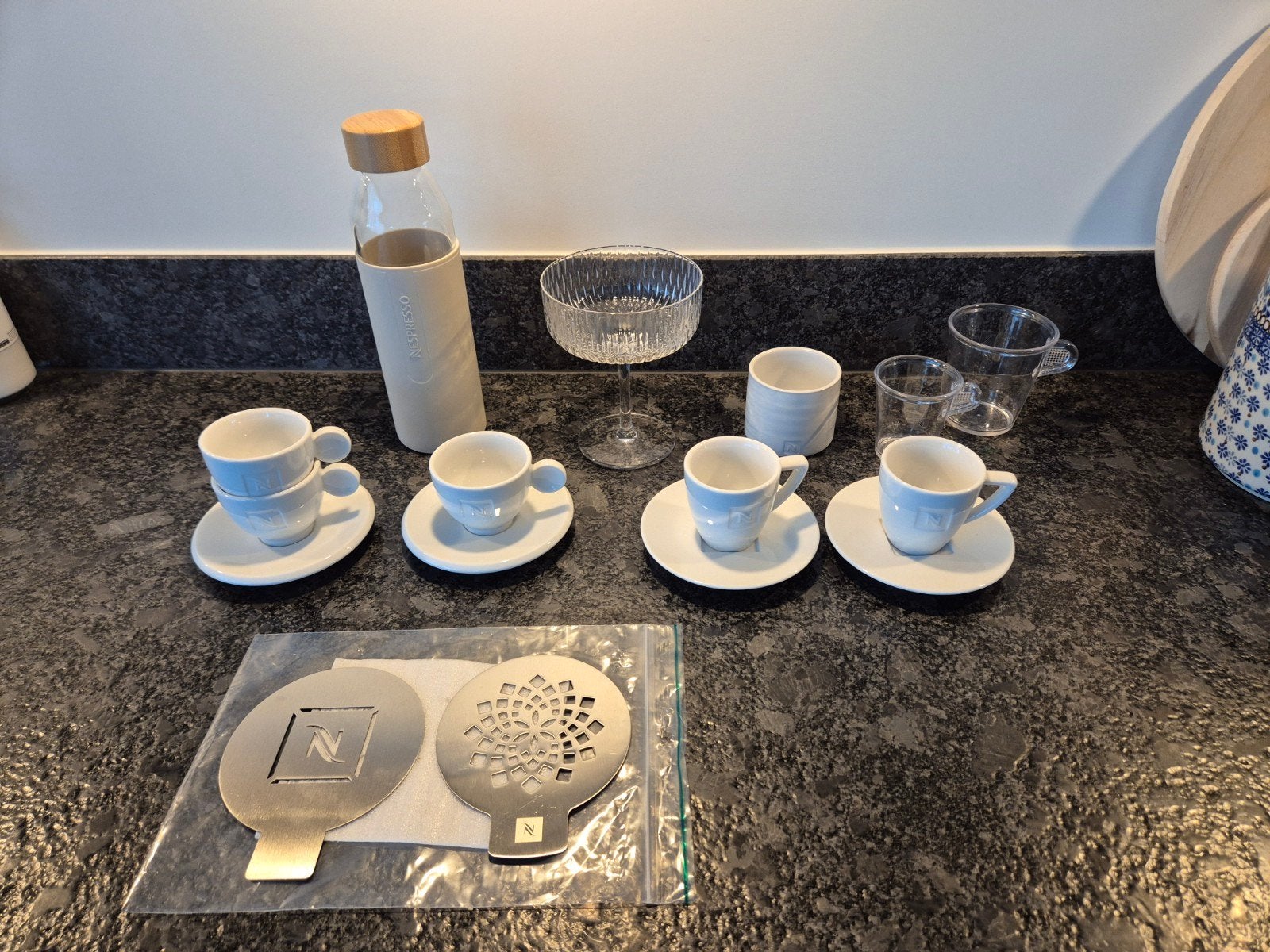 Nespresso artikelen, Huis en Inrichting, Keuken | Servies, Ophalen of Verzenden, Glas, Overige stijlen, Kop(pen) en/of Schotel(s)