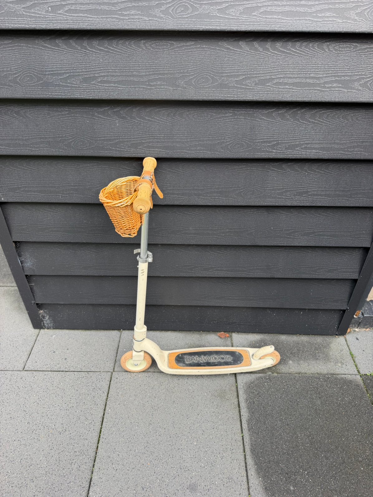 Banwood step met rieten mandje, Ophalen, Gebruikt, Gewone step