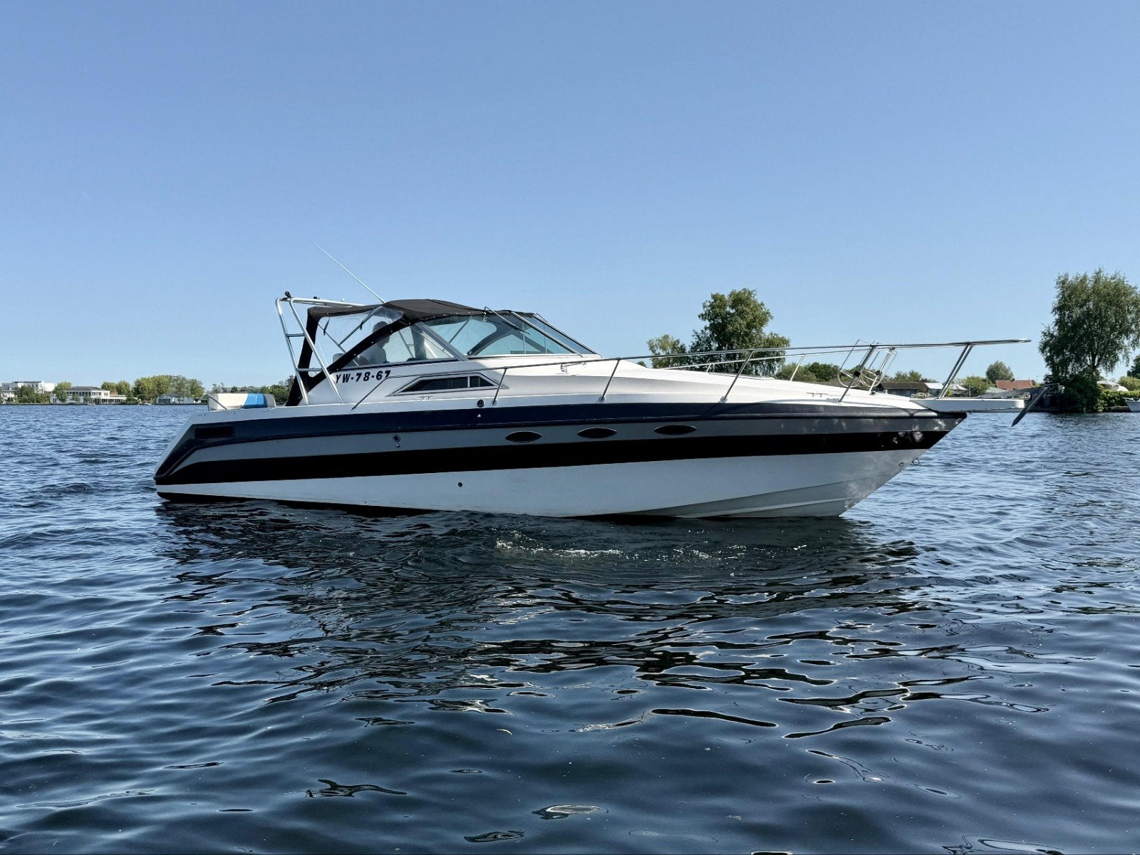 Invader 300 speedboot dubbele mercruiser V6 4.3L, Watersport en Boten, 10 m, Gebruikt, Binnenboordmotor, Koelkast