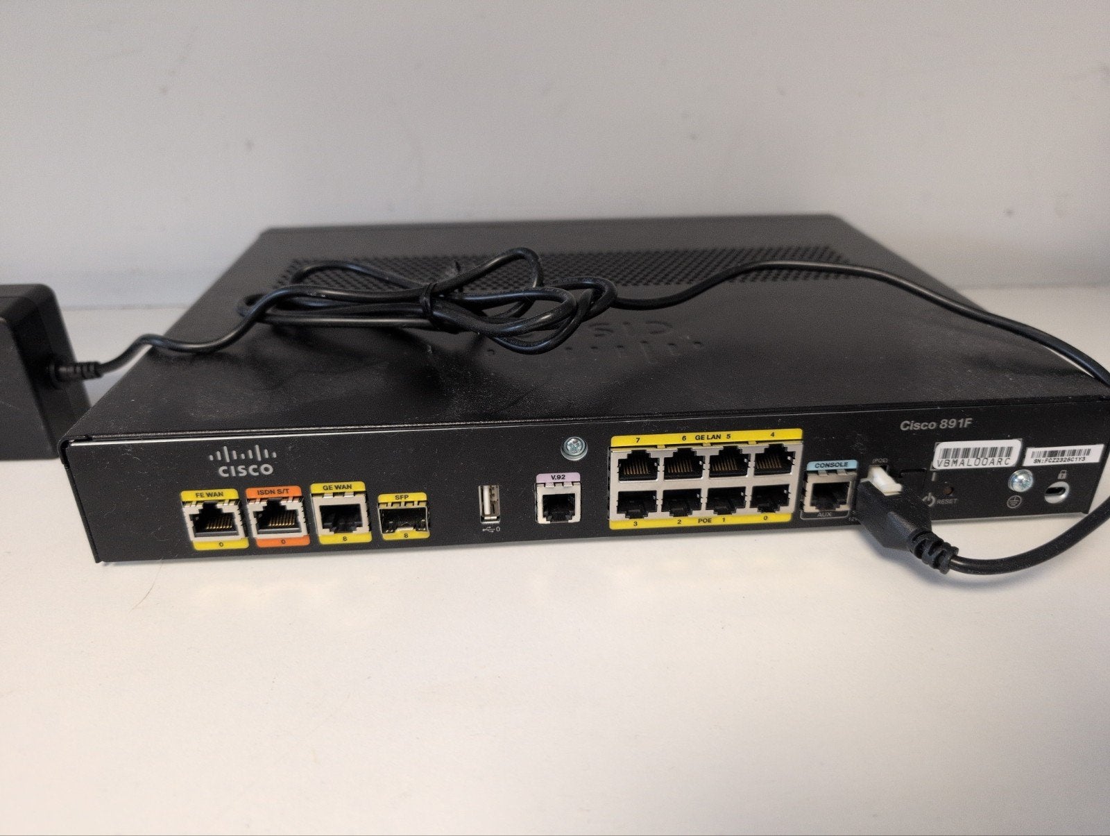 Cisco 891F Router - Betrouwbare en Veilige Netwerkoplossing, Ophalen of Verzenden, Gebruikt, Router, Cisco