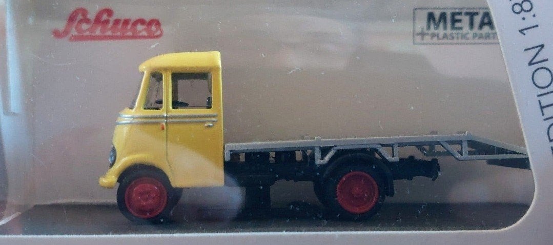 H0LK 1001 DIVERSE MERCEDES-BENZ AUTOAMBULANCES 1/87, Ophalen of Verzenden, Nieuw, Auto, Brekina