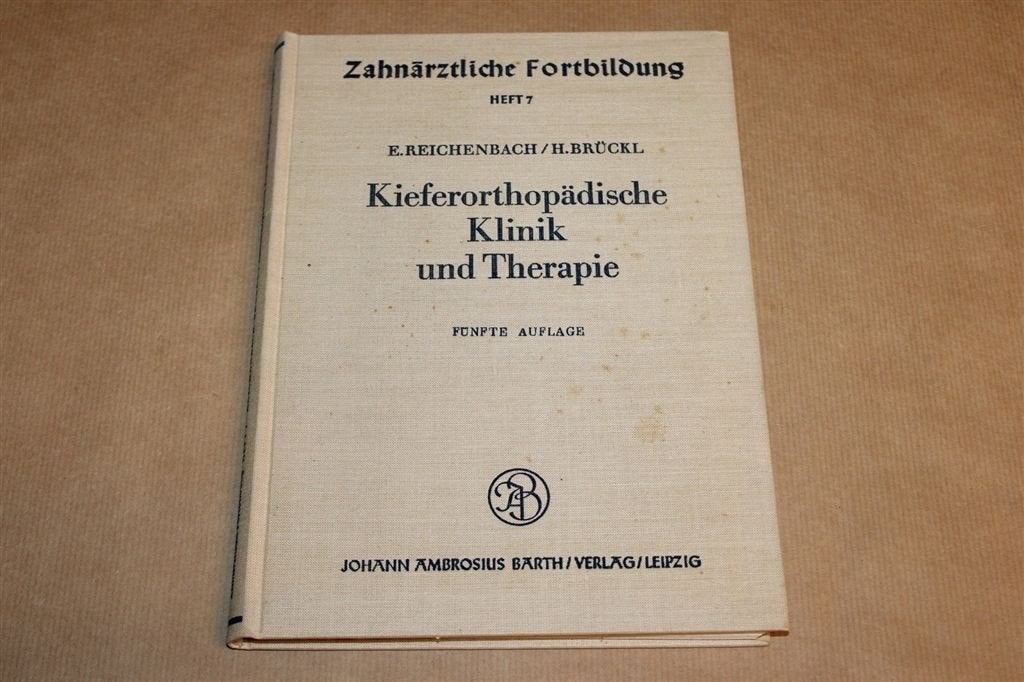 Kieferorthopädische Klinik — Tandheelkunde 1962, Ophalen of Verzenden, Gelezen, Natuurwetenschap