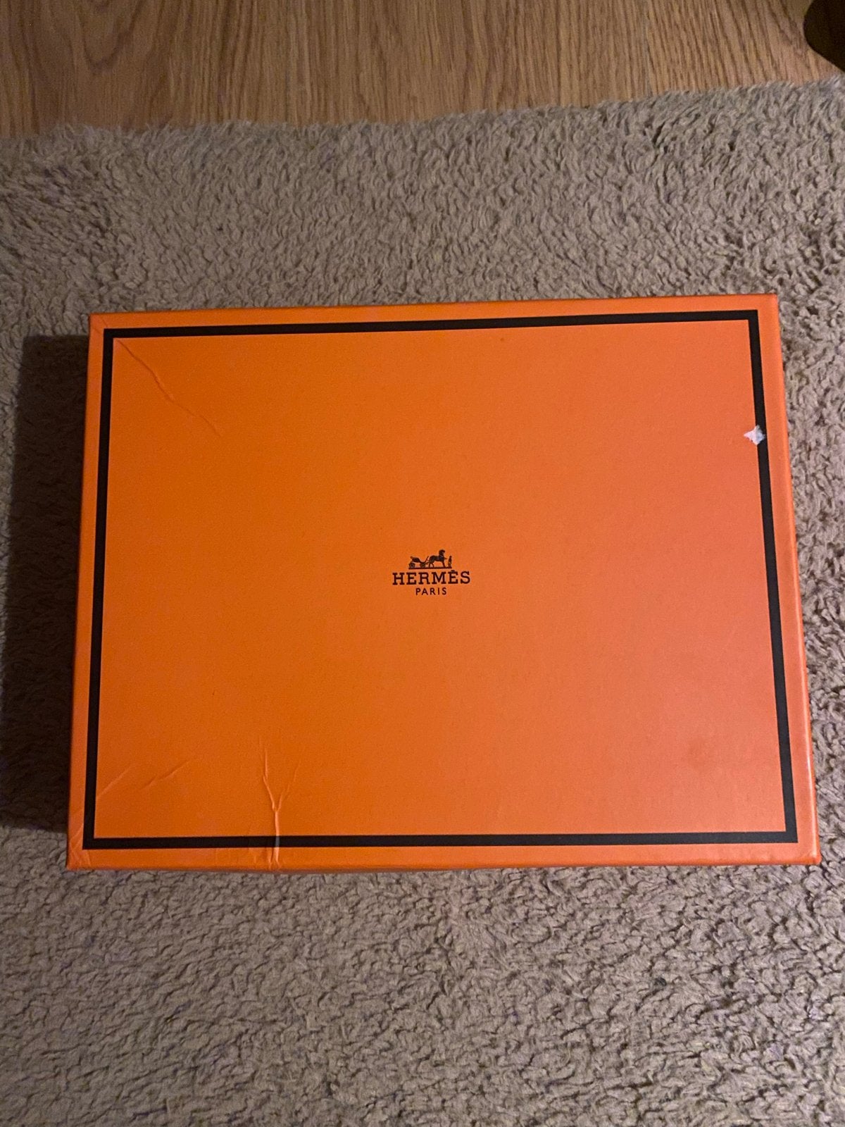 Hermès Slippers - Zwart, Maat 42 Nieuw in doos, Ophalen of Verzenden, Nieuw, Zwart, Slippers