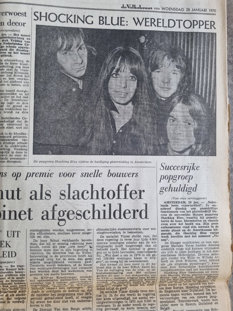 Huldiging popgroep Shocking Blue in Hilton Hotel (1970), Ophalen of Verzenden, 1960 tot 1980, Knipsel(s)