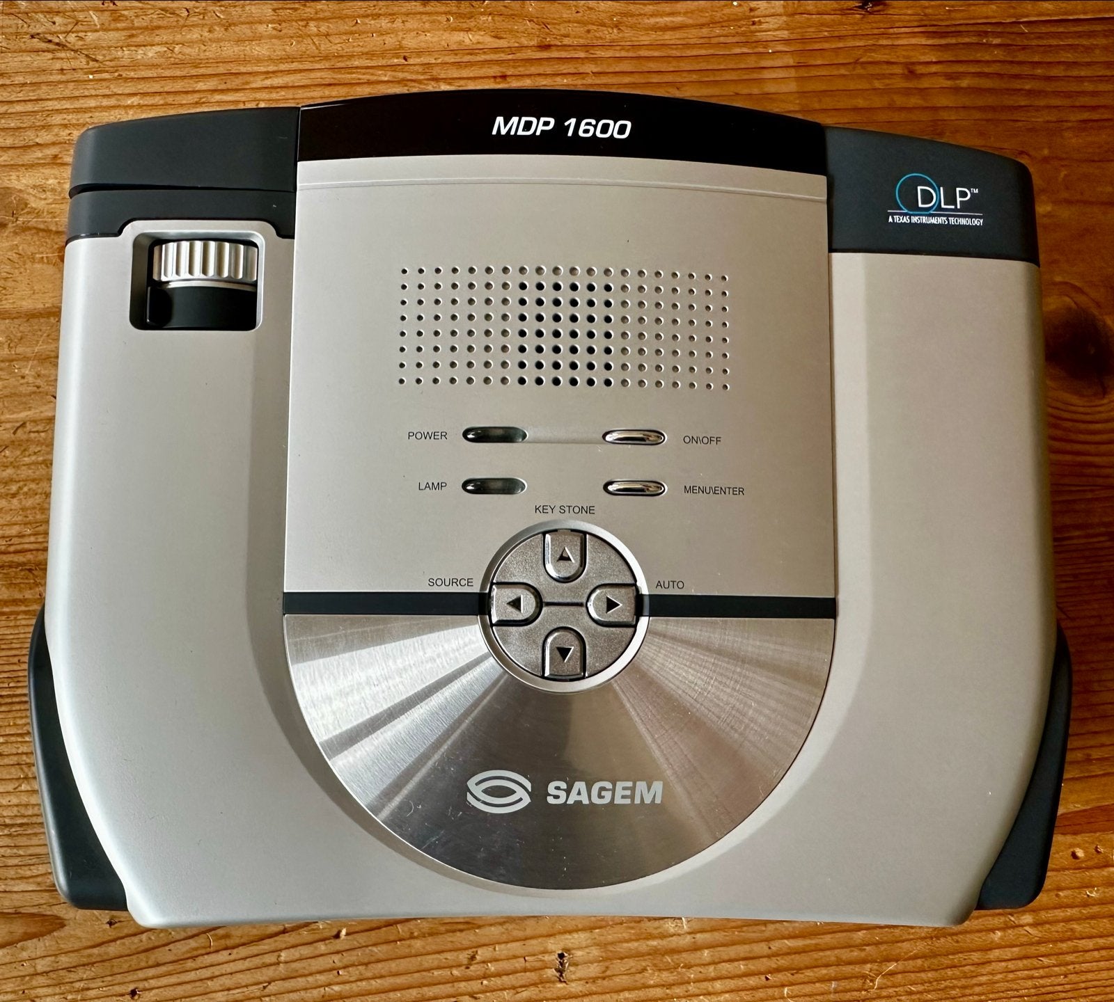 Sagem MDP 1600 DLP Projector - Compact en Draagbaar, Ophalen, Gebruikt, DLP, Overige resoluties