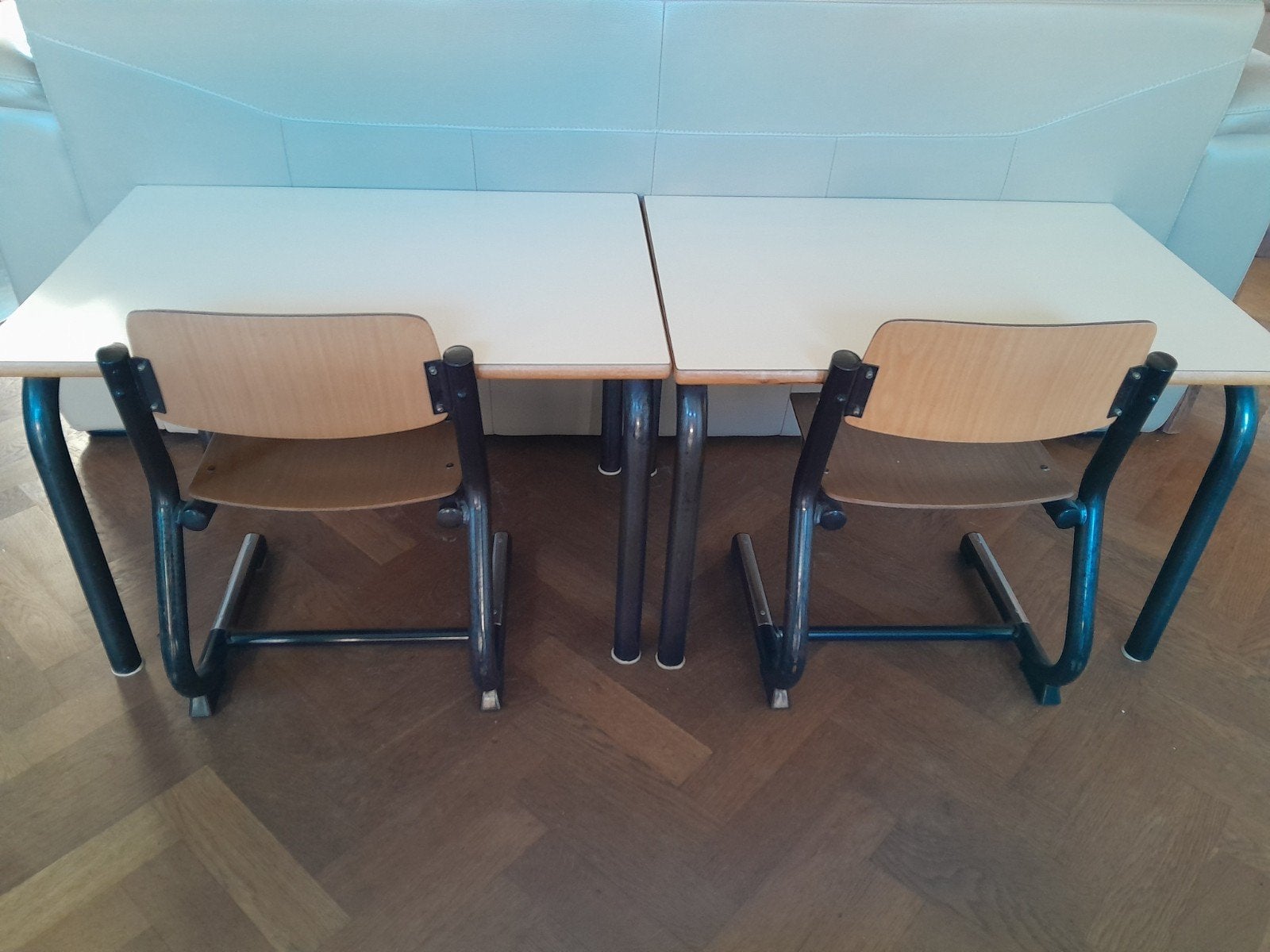 bureau kind kinderstoel knutselen tafel stoel set, Ophalen, Zo goed als nieuw