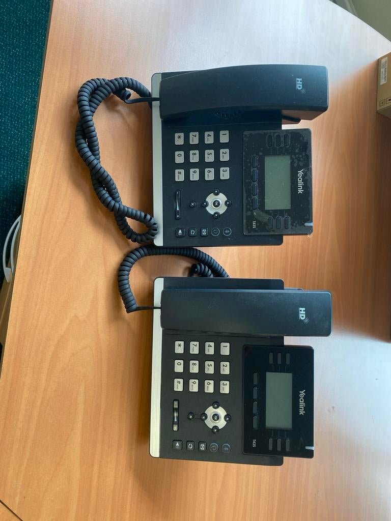 Set van 2 Yealink T42S VoIP telefoons, Ophalen of Verzenden, Gebruikt, 2 handsets