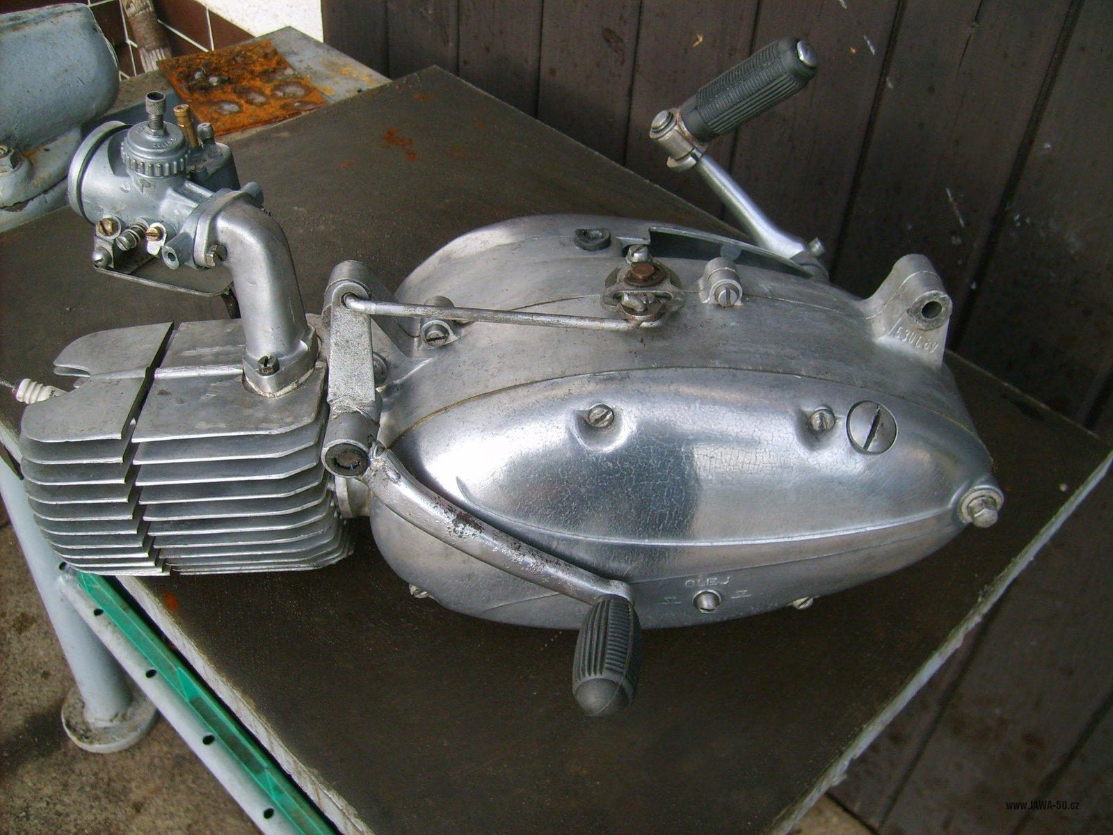 GEZOCHT: Motorblok jawa 50 (mustang/pioneer), Ophalen, Zo goed als nieuw, Blok