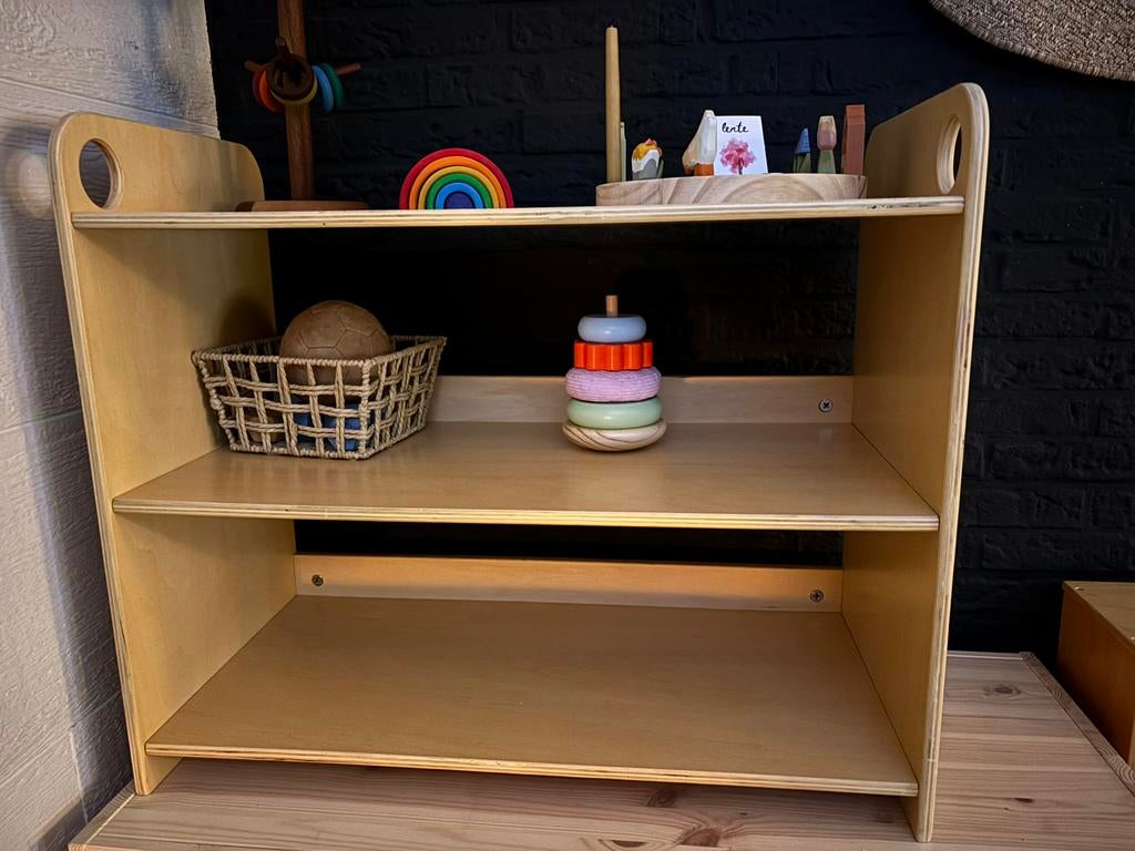Montessori speelgoedkast Petite Amelie, Ophalen, Zo goed als nieuw, Minder dan 75 cm, 105 cm of meer