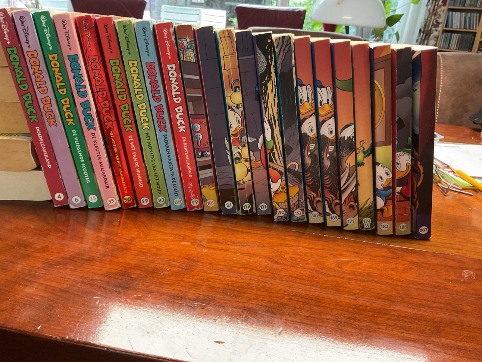 22 Donald Duck Pockets - Diverse avonturen, Boeken, Meerdere stripboeken, Ophalen of Verzenden, Gelezen