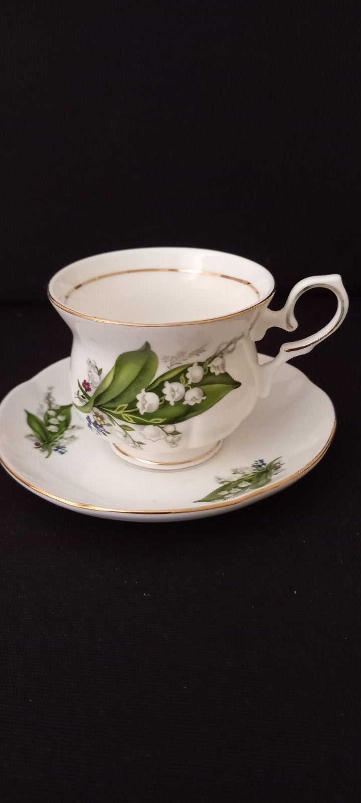 Fijne Bone China Kop en Schotel - Lelietjes-van-dalen, Ophalen of Verzenden