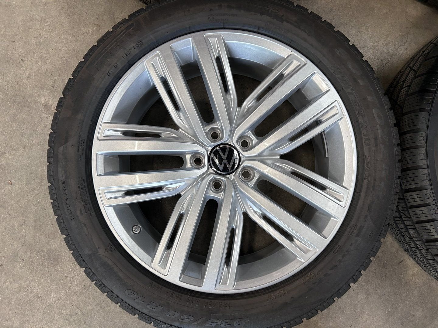 19 inch Auckland velgen + winterbanden Volkswagen Tiguan, 19 inch, Gebruikt, -, -