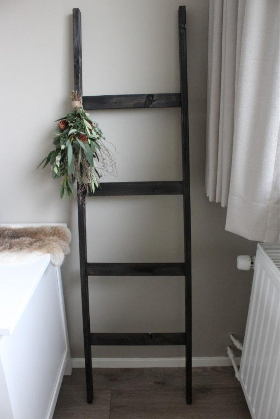 Zwart houten laddertje, Ophalen, Nieuw