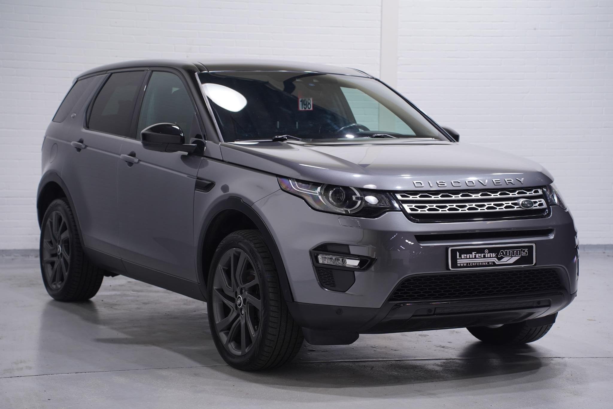 Land Rover Discovery Sport 2.0 TD4 150 pk Grijs Kenteken 2-Z, Automaat, Gebruikt, 4 cilinders, 150 pk