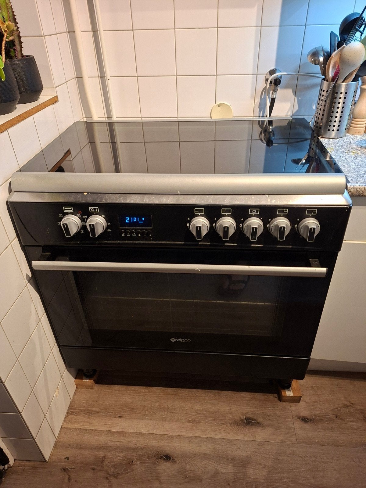 Wiggo 5 pits gasfornuis met oven, Ophalen, Gebruikt, Hete lucht, 60 cm of meer