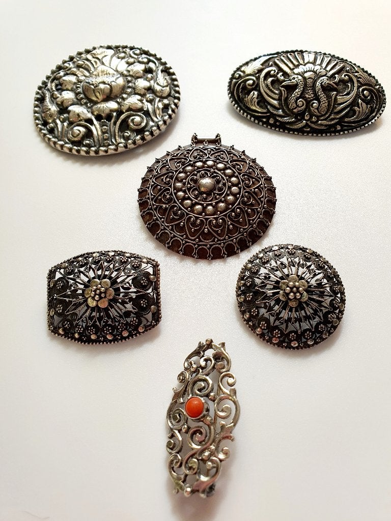 Partij sterling zilver 5 broches en 1 hanger totaal 54 gram, 4 tot 7 cm, Verzenden, Zo goed als nieuw, Zilver