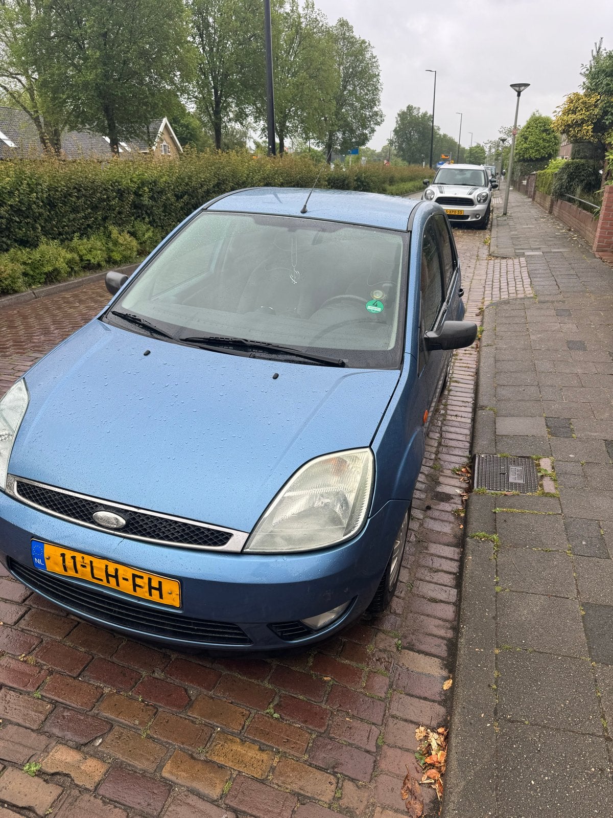 Ford Fiësta 1.4 16V 5DR 2003 Blauw, Auto's, Ford, Voorwielaandrijving, 40 €/maand, 4 cilinders, Blauw