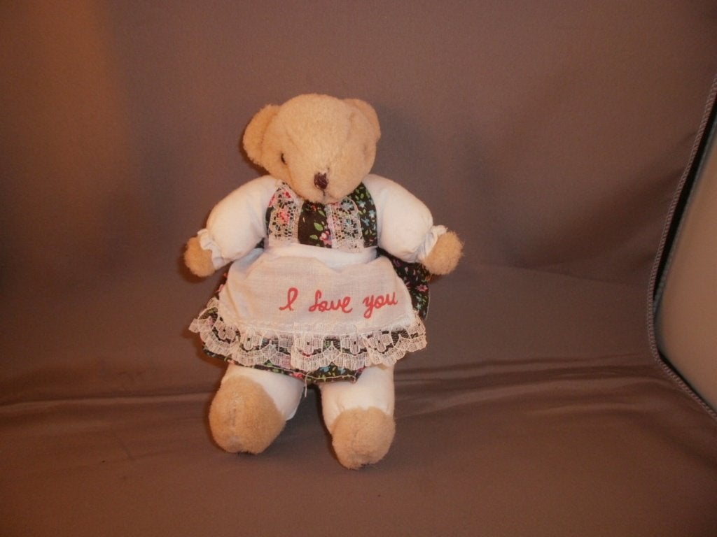 vitrage retro Xenos beertje beer met gebloemd jurkje 17 cm, Overige merken, Beer, Ophalen of Verzenden, Zo goed als nieuw
