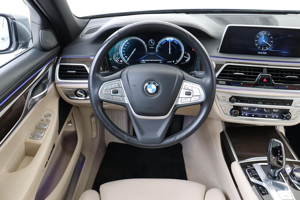 BMW 7-serie 750i xDrive HIGH EXECUTIVE -PANO.DAK|HARMAN/KARD, Auto's, BMW, Automaat, Gebruikt, 4395 cc, Origineel Nederlands