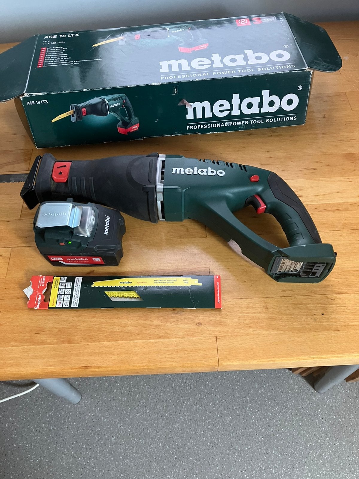 Metabo reciprozaag ASE 18 LTX, 70 mm of meer, 600 tot 1200 watt, Ophalen of Verzenden, Zo goed als nieuw