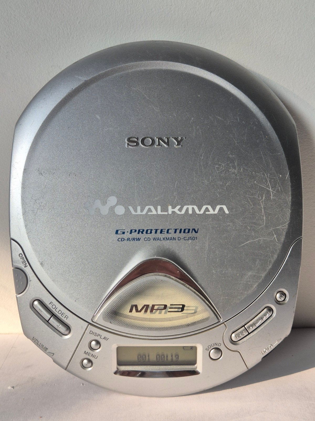 Opgeknapte Sony D-CJ501 Discman CD/MP3-speler + G-Protection, Ophalen of Verzenden, Discman