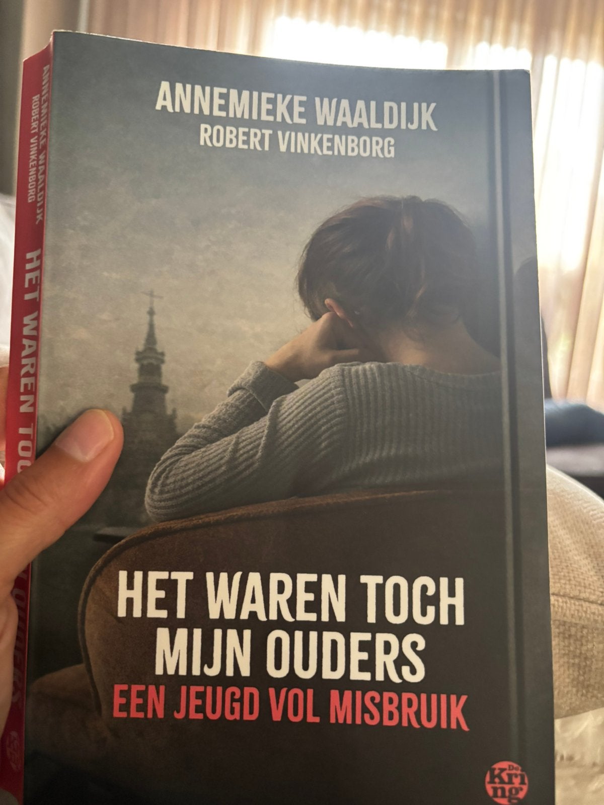 Boek Het waren toch mijn ouders, Boeken, Literatuur, Ophalen of Verzenden, Zo goed als nieuw
