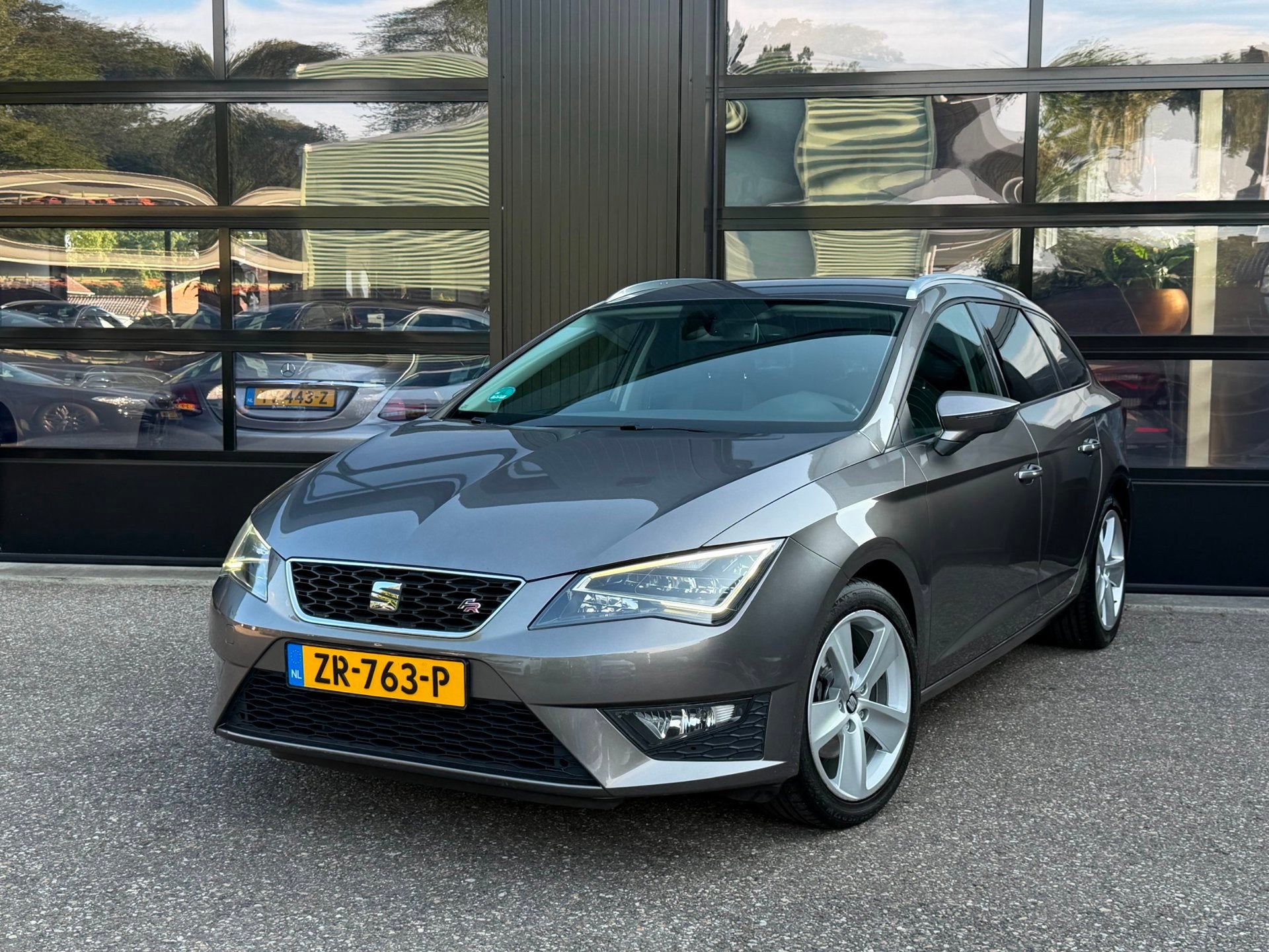 Seat Leon ST 1.4 TSI FR Business LED Clima Cruise Leder, Auto's, Seat, Voorwielaandrijving, 125 pk, Gebruikt, Euro 6