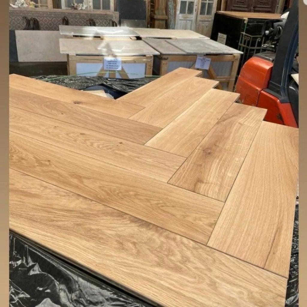WEEKAANBIEDING; Eiken visgraat parket kant en klaar geolied, Ophalen, Nieuw, 75 m² of meer, Parket