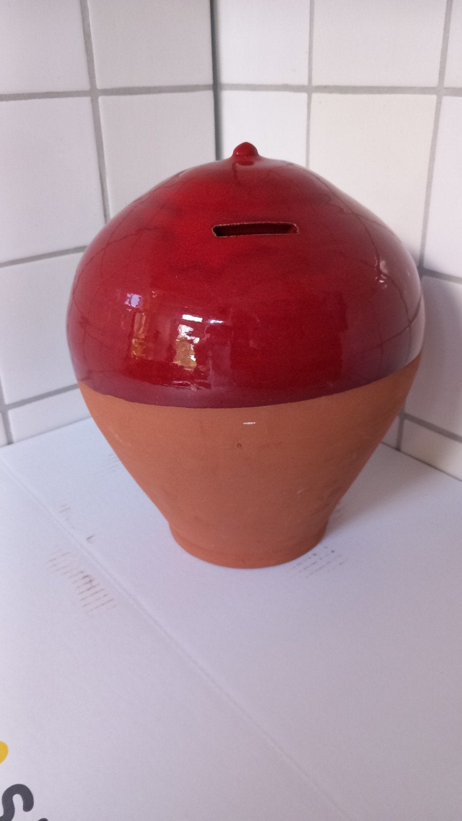 Grote aardewerk spaarpot rood geglazuurd, Ophalen of Verzenden, Gebruikt, Steen, Aardewerk of Keramiek, Overige thema's