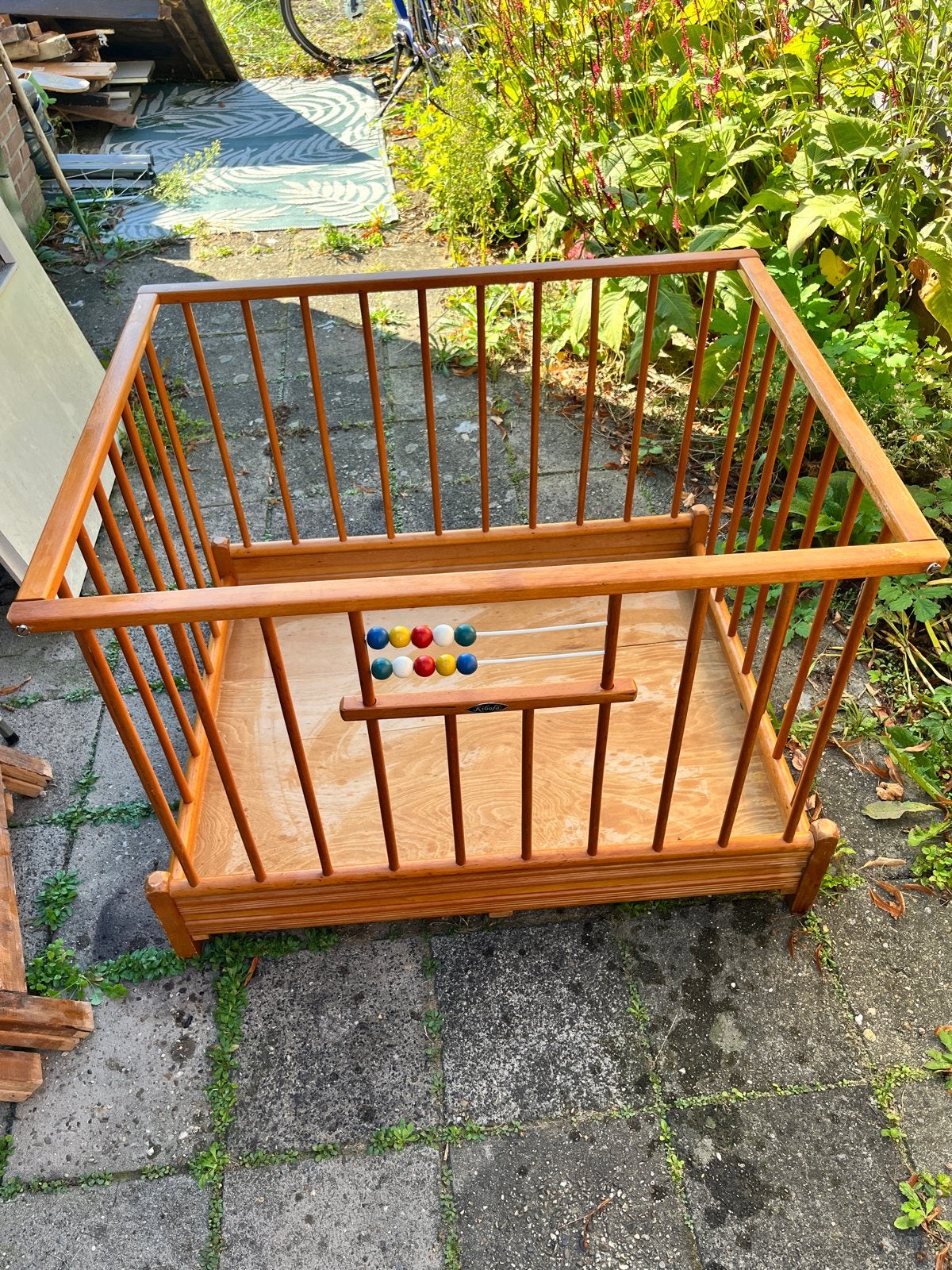 Gratis Houten box met kralenframe - Kiboefa, Ophalen, Gebruikt, Vierkant