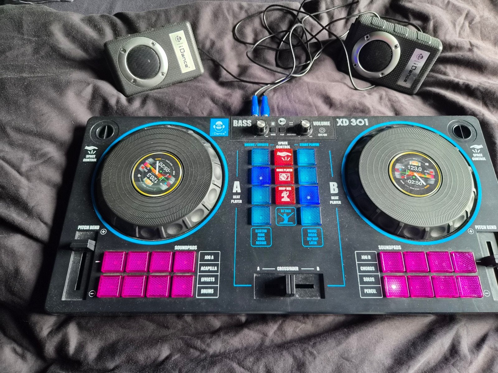 iDance XD301 DJ-set - Zo goed als nieuw, Muziek en Instrumenten, Dj-sets en Draaitafels, Ophalen of Verzenden, Zo goed als nieuw
