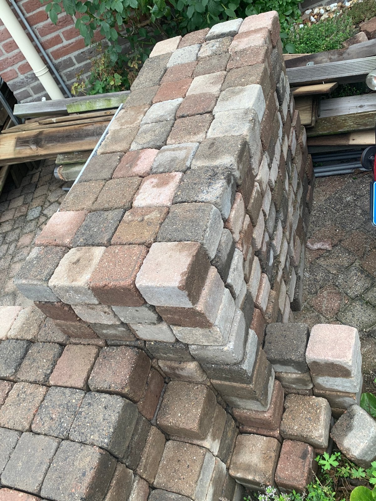 Koppelstones 10x10cm GRATIS!, Ophalen, Gebruikt, Klinkers, 5 tot 10 m²