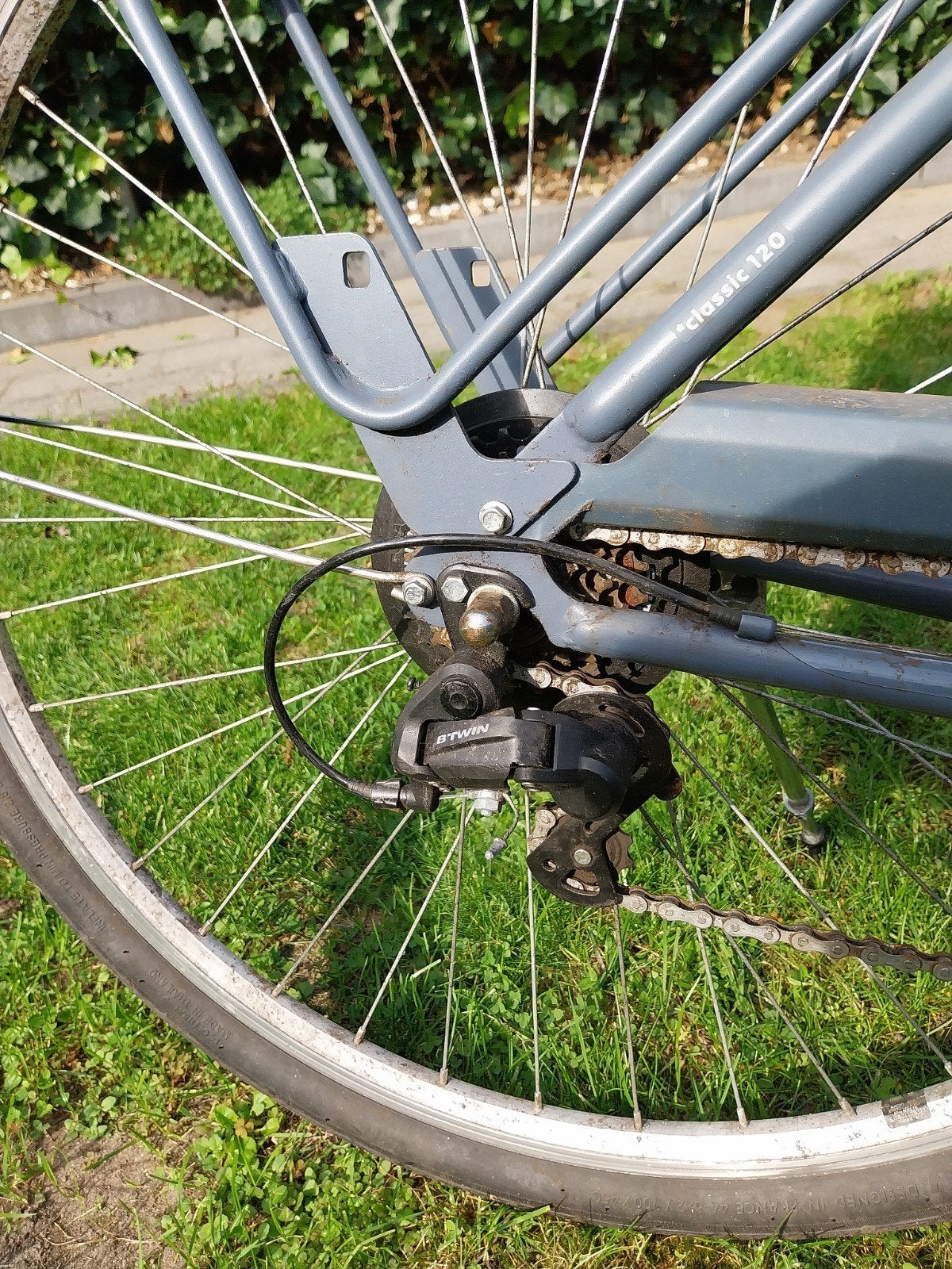 Foto 6 van B'TWIN Elops 520 Stadsfiets Dames 28 inch Lage Instap