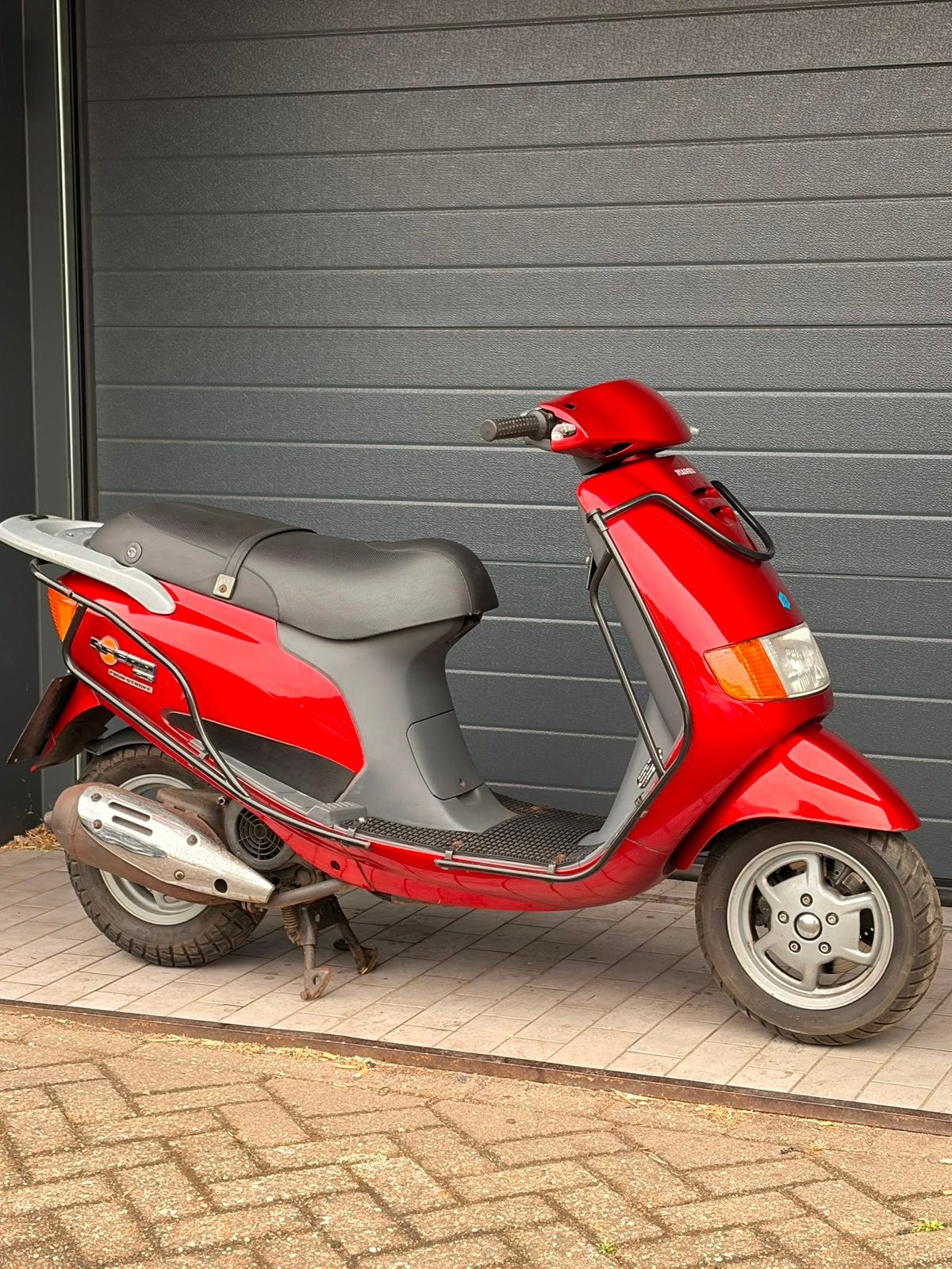 Piaggio Sfera 125CC 4T papieren, Ophalen, Gebruikt
