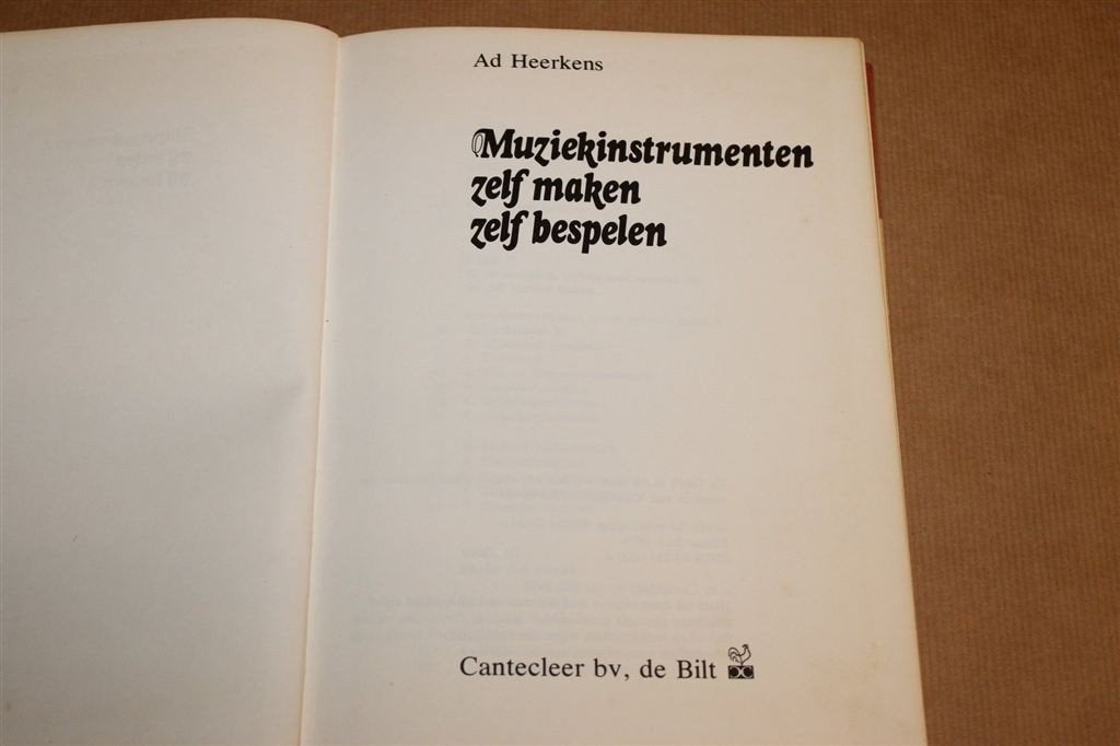 Muziekinstrumenten Zelf Maken — 80 met Bouwtekeningen, Ophalen of Verzenden, Gelezen