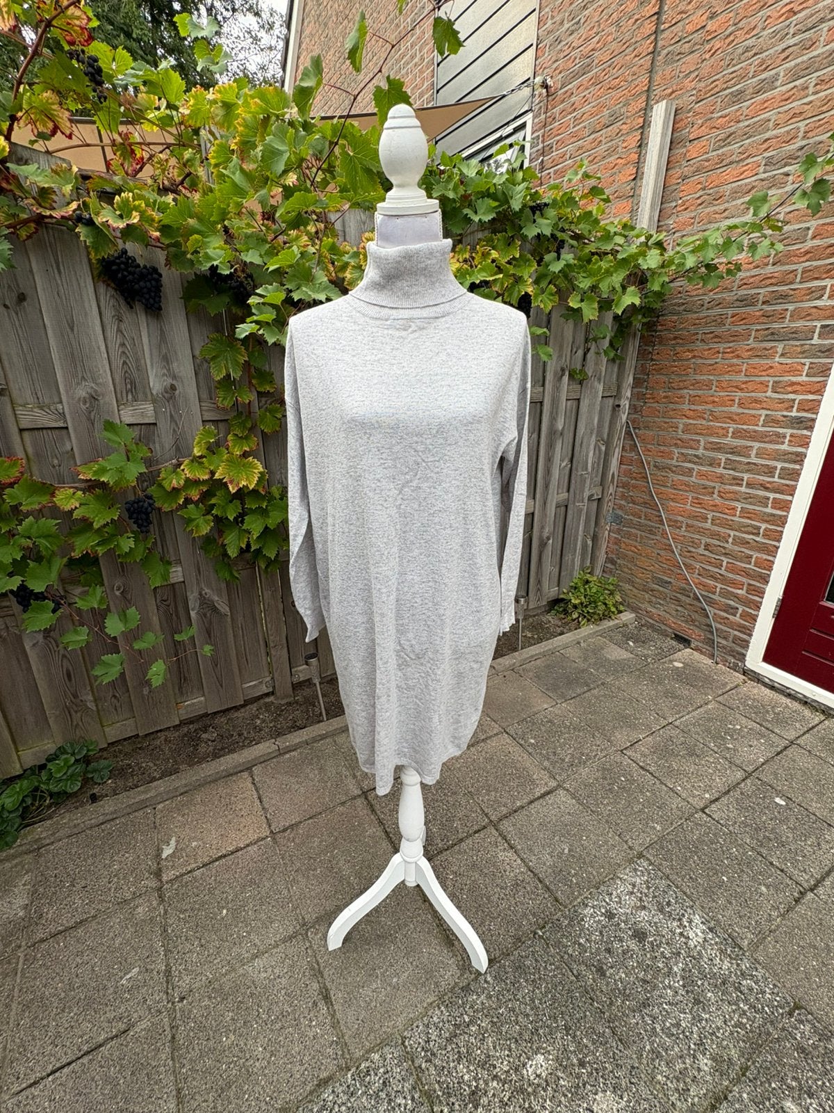 Heerlijke grijze gebreide coltrui jurk, Maat 38/40 (M), Ophalen of Verzenden, Zo goed als nieuw, Grijs