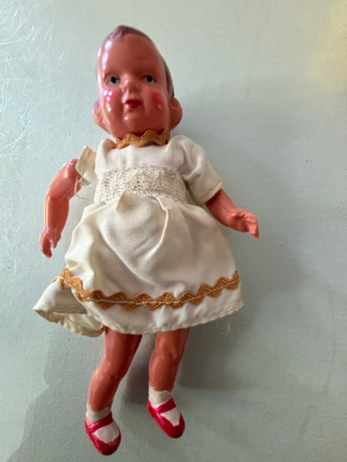 Antiek popje 13,5cm - Vintage verzamelobject, Verzamelen, Poppen, Ophalen of Verzenden, Gebruikt, Pop