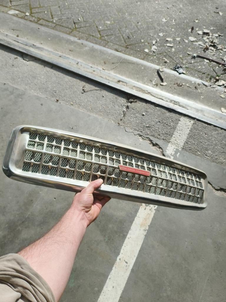 Neusgrille Fiat 850 zeldzaam, Ophalen of Verzenden, Voor, Seat, Bumper