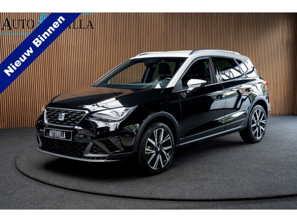 SEAT Arona 1.0 TSI FR Leer Navi Virtual Climate PDC LMvelgen, Gebruikt, 610 kg, Zwart, Origineel Nederlands