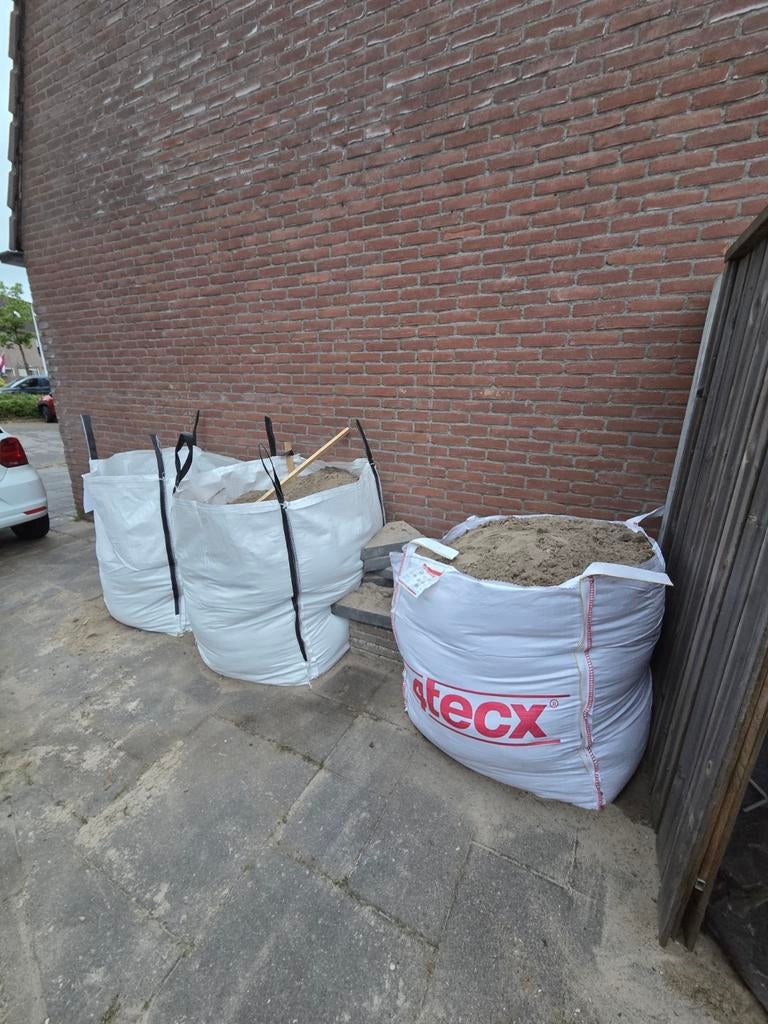 3 big bags ophoogzand, Tuin en Terras, Zand, Ophalen, Zo goed als nieuw, Ophoogzand