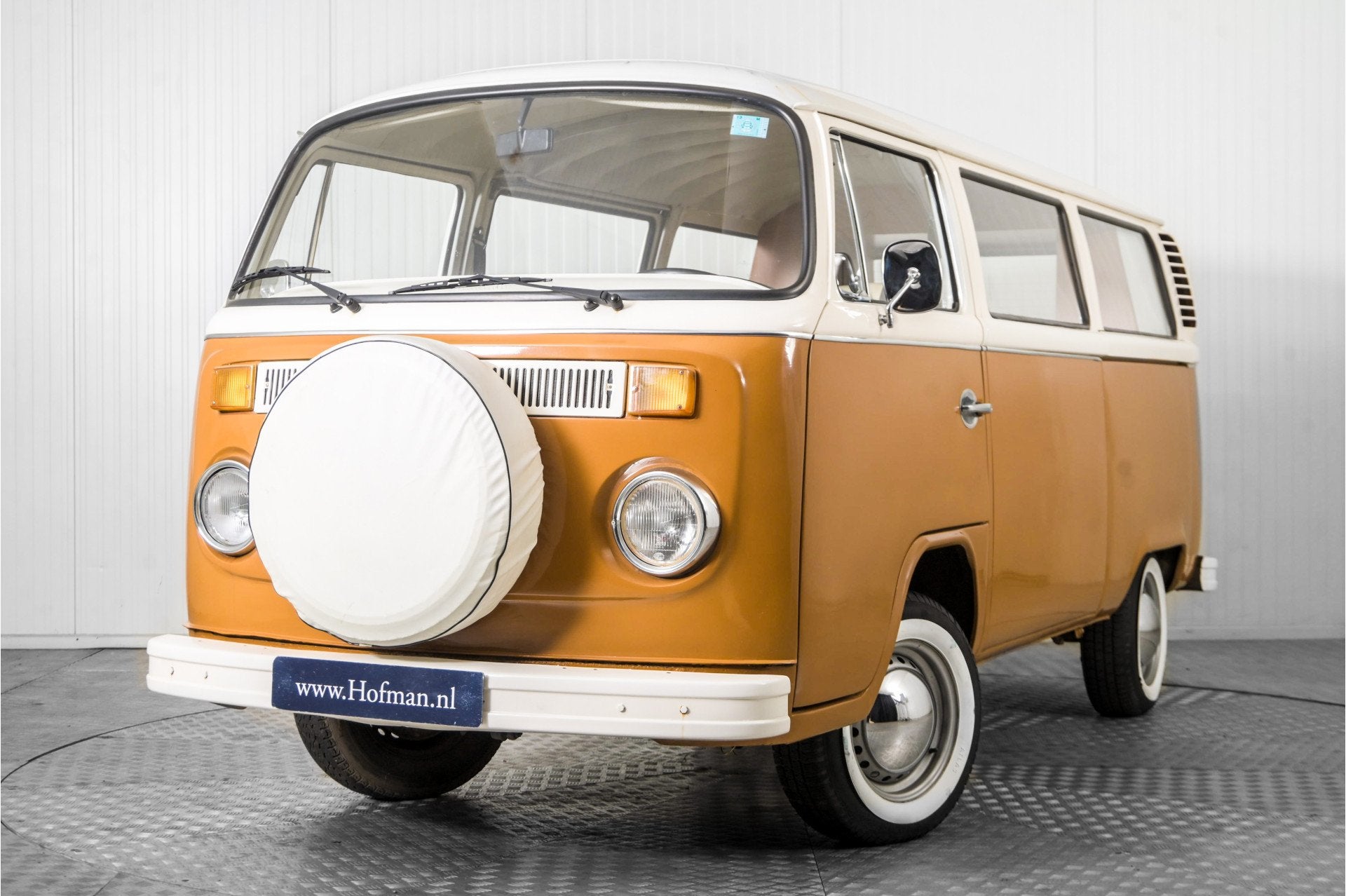 Volkswagen Transporter 1.9 T2B (bj 1977), Auto's, Volkswagen, Gebruikt, Bruin, Bedrijf, Handgeschakeld