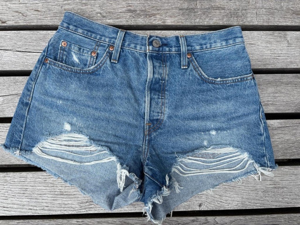 Levi's korte broek short dames maat 29, Kort, Blauw, Ophalen of Verzenden, Zo goed als nieuw