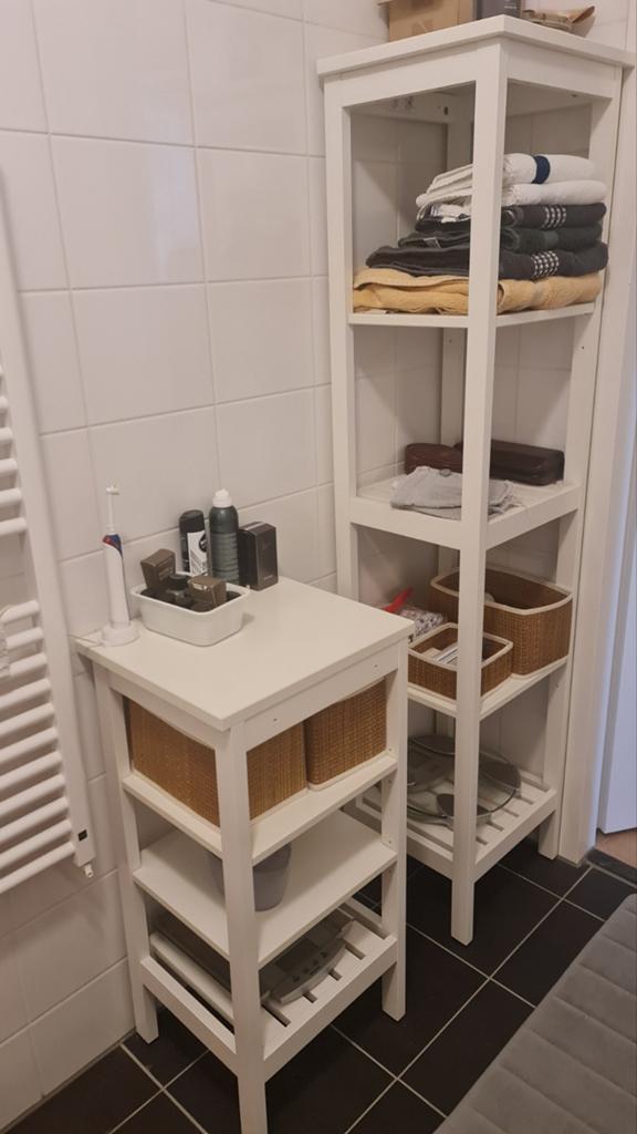 Twee open badkamerkastjes IKEA., Huis en Inrichting, Badkamer | Badkamermeubels, Ophalen, (Half)hoge kast, 50 tot 100 cm, Minder dan 100 cm