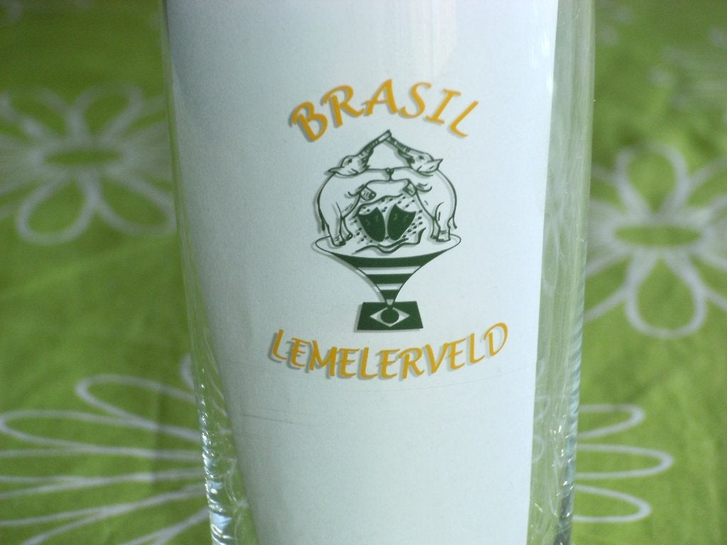 Glas Brasil - carnaval vereniging Lemelerveld, Ophalen of Verzenden, Zo goed als nieuw