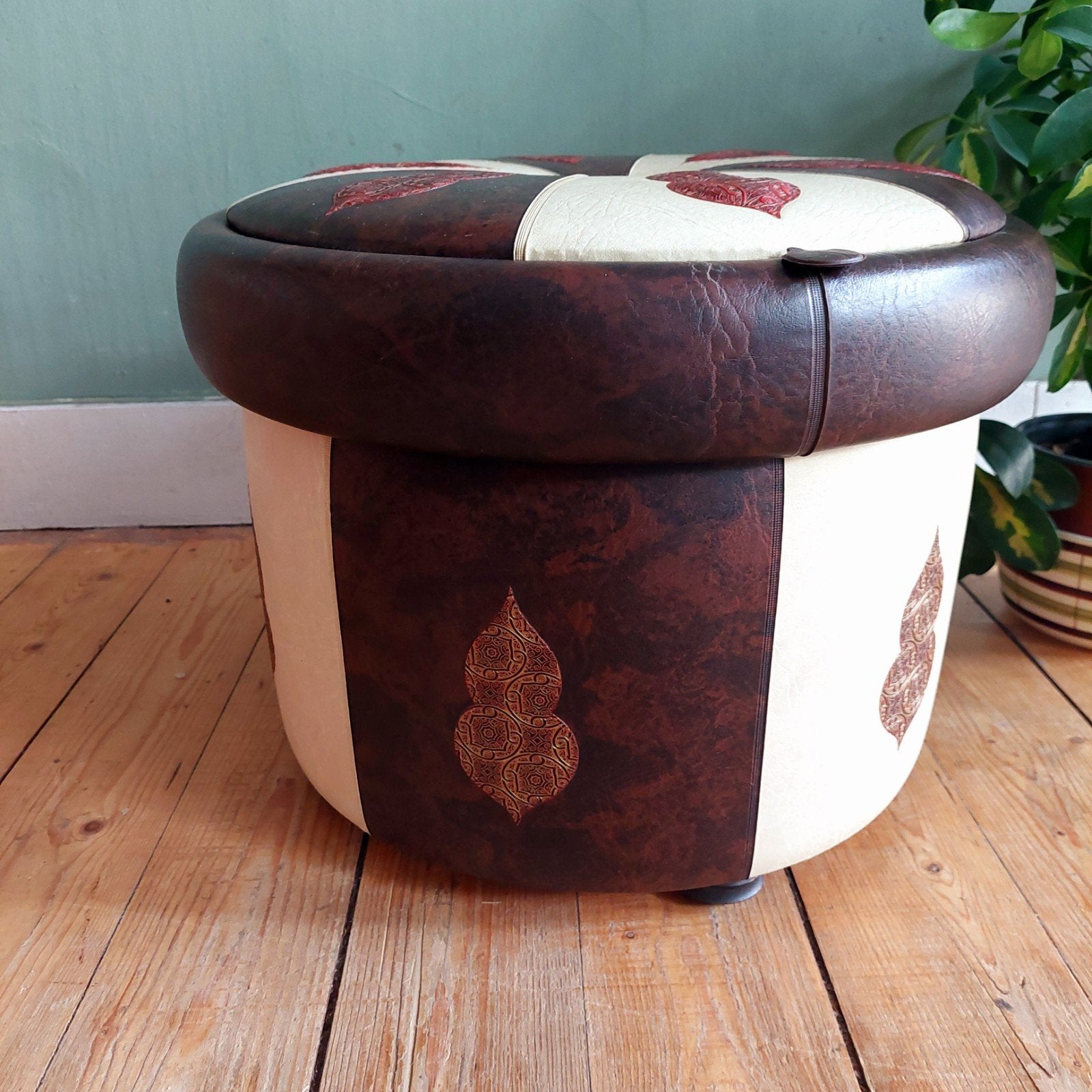 Lucky Vintage seventies oosterse poef of naaimand, Ophalen, ., Minder dan 50 cm, Zo goed als nieuw